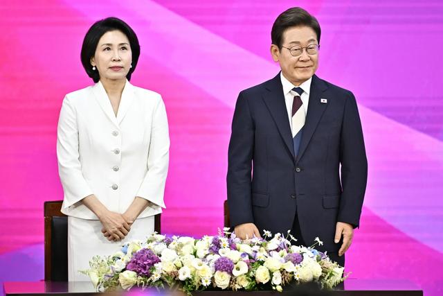 面见特朗普，李在明一语惊人：期待有一天，您能在朝鲜打高尔夫球