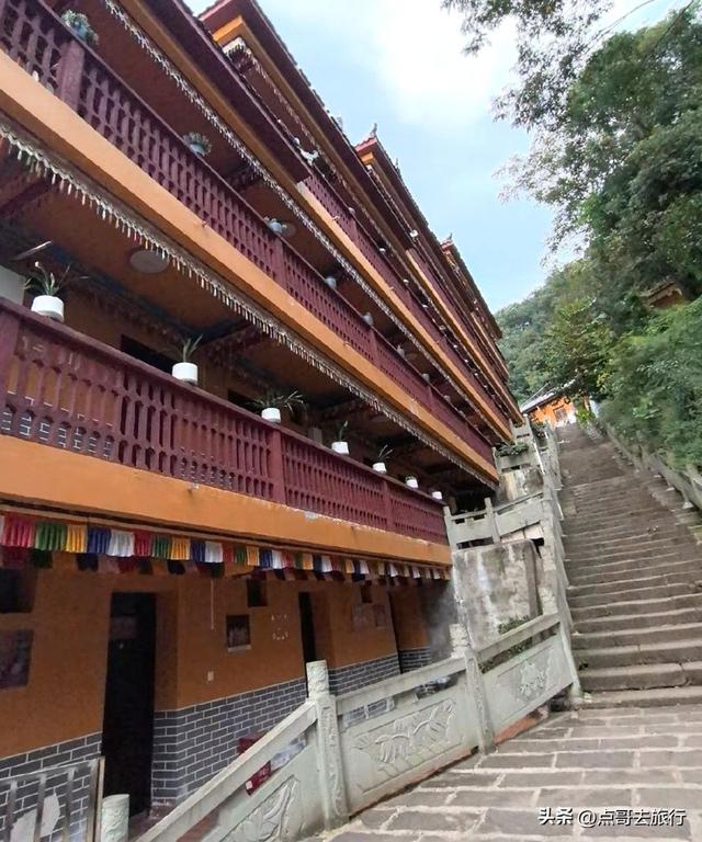 彭州人私藏的精品徒步路线，没有拥挤的人潮，可以吃斋饭！
