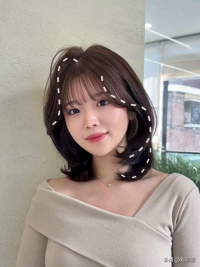 解锁氛围感密码：韩式层次发型，适配所有脸型的“本命款”
