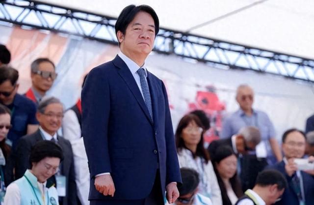 一架美专机将降落台岛？美代表团计划窜台，我国防部提前发出警告，对美喊出两个“停止”！