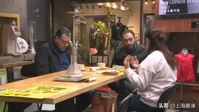 田子坊来了一群吹萨克斯的年轻人！