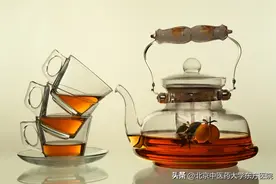 【医学小常识】为什么总觉得口苦？图片