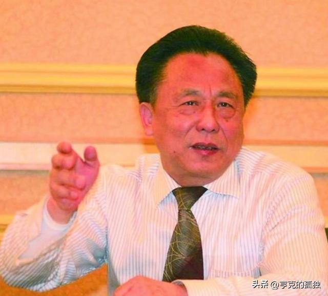 包养10位情妇，睡觉翻牌生下11个私生子，75岁还在拼命生娃！