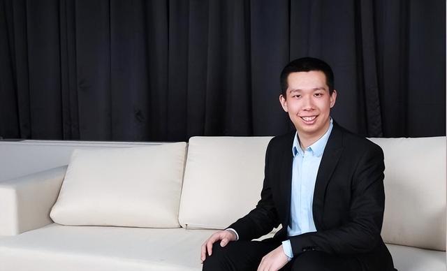 上任不到1年，饿了么原CEO被调查，爆豪宅内现金千万，黄金100斤