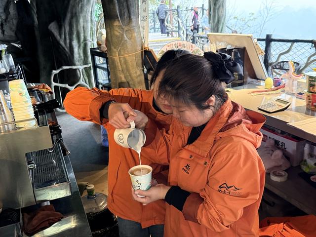 淡季不“闲”，练好内功！如意峰索道景区开展服务提升专项培训