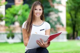 特别狠让人毛骨悚然的3个星座女图片