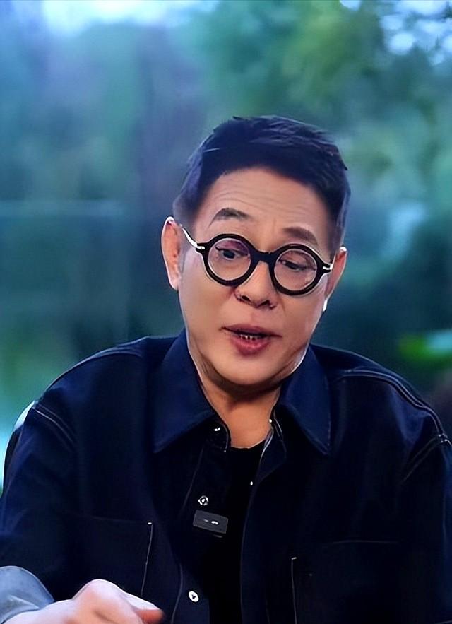 “换心”风波仅1月，李连杰的3个行为暴露“野心”	，我们都被骗了