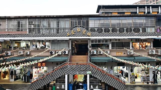 走,再去红光路逛一逛!