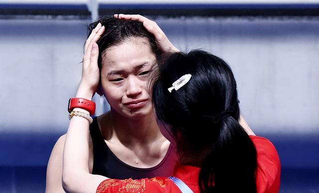 太天真了！本以为全红婵这次退赛，是要告别跳台，结果闷声干大事