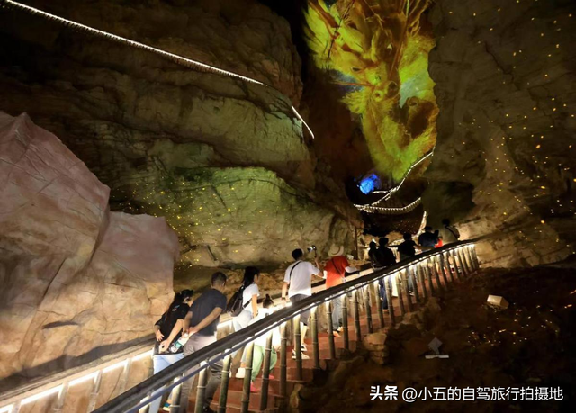 2025张家界攻略，天门山AR穿越+黄龙洞星河音乐会，爽到腿软