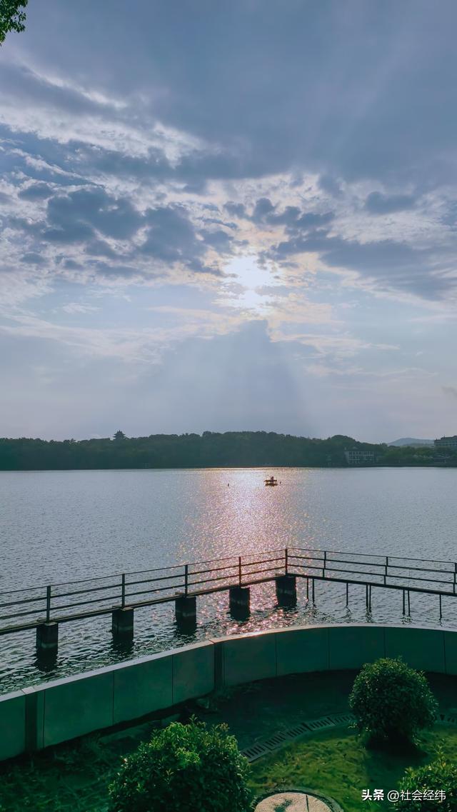 每日一景|天目湖——旭日东升耀晨光·落日余晖映晚霞