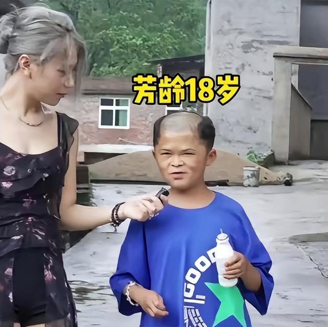 没钱还硬装？宁夏一笑成名拒绝百万签约的小女孩，现在成了这样