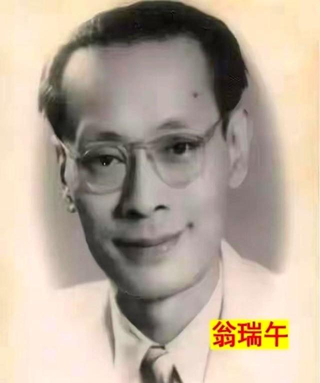 陆小曼有多美？26岁和翁端午游西湖的留影，青春靓丽娇俏可人！