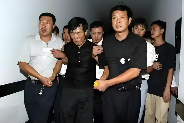贪财又好色，德不配位的几位老艺术家，晚节不保一点都不冤