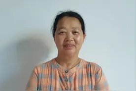 张兰梅：“洞口爱心妈妈”把结对女童带在身边图片