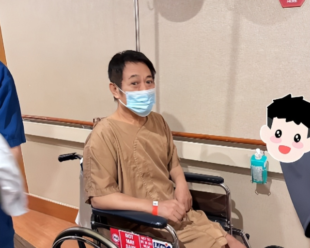62岁李连杰回应噩耗，手术过程佛珠不离手，聊天记录透露更多细节