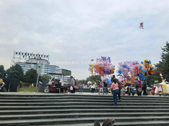 游客暖冬来连南旅行，这里全县放假4天，提前感盘王节氛围