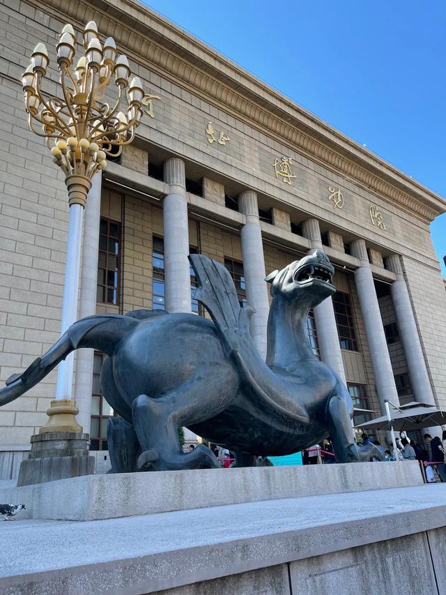 北京没料到，天津也没料到，如今的石家庄，怎么就成大家的新去处