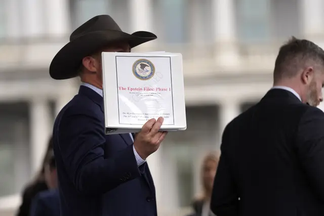 怒告BBC索赔百亿！特朗普大战新闻界，他究竟想要什么？