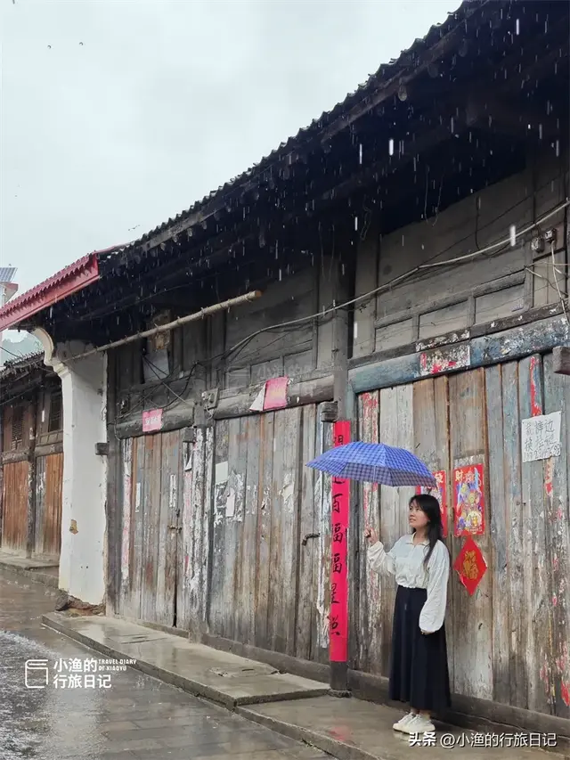 自驾陕南：秦岭6县交界处，藏了座被时光遗忘的古镇！