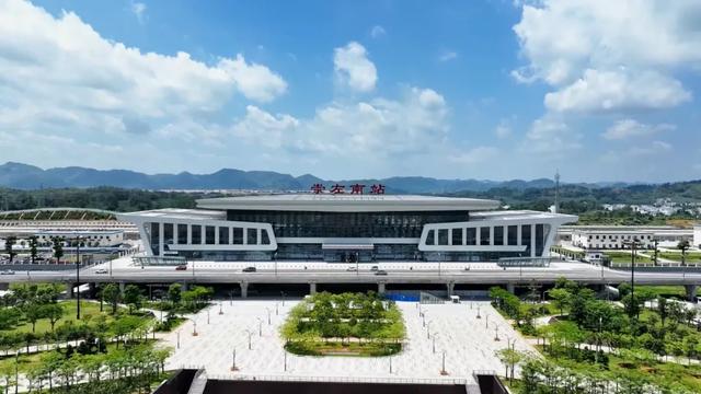 重磅福利!凭高铁票游崇左,38家景区免门票、半价