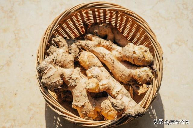 枸杞搭配生姜	，作用太厉害了，老公才吃3天直说好，赶快收藏