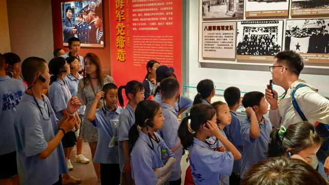 省科技馆“科普引擎蔚蓝寻踪”主题研学活动圆满落幕
