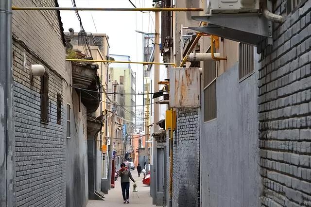 榆林老街一条条小巷，让我感受到一份份鲜活人物的形象