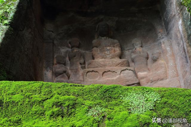巴蜀石刻：寻访广安岳池坪滩东岩寺摩崖造像