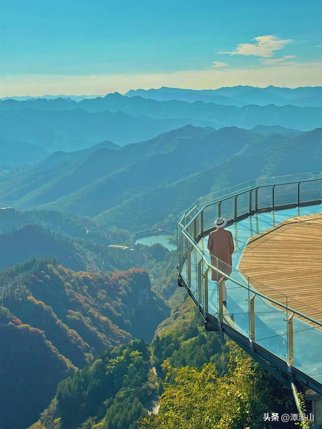 秋游攻略！畅游淄博潭溪山红叶美景，教你拍出手机氛围感大片！