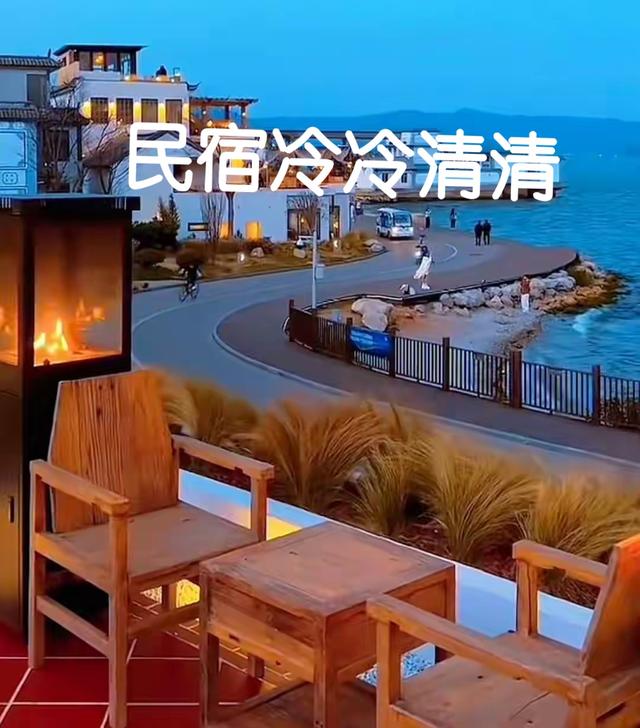 帐篷新时尚，旅游逛菜场，年轻人为何突然热恋于人间烟火的浪漫？