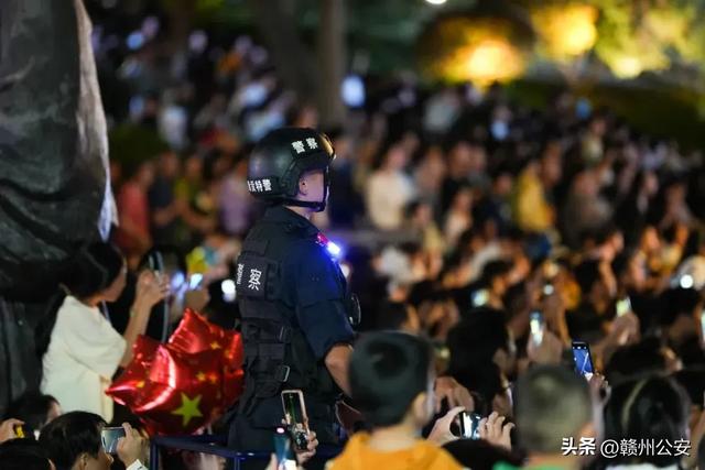 赣州假期火爆出圈，人人人人警人人人人...