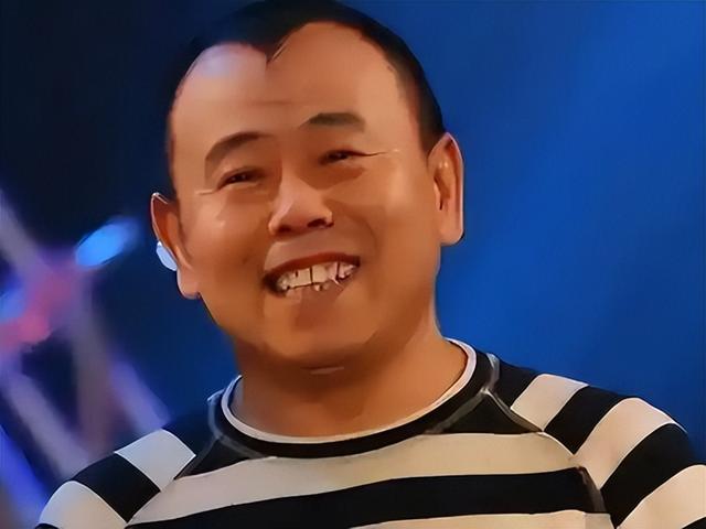 4个老婆	，全家移民，享受正师级待遇，潘长江身上哪个标签是真的