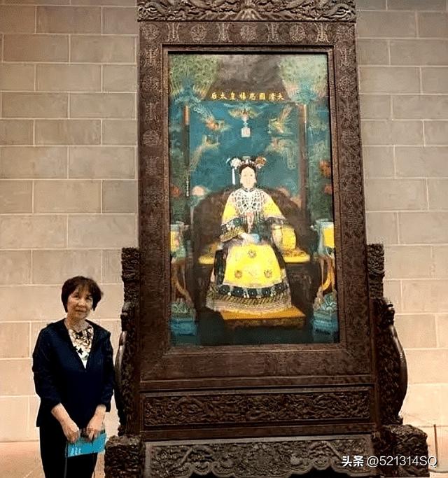 慈禧“真实照片”，被美国博物馆收藏至今，这才是她真正的样子