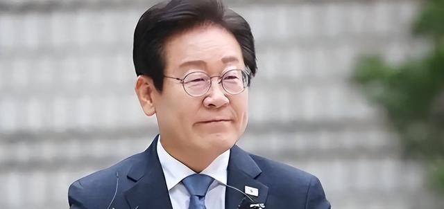 被特朗普点名后，李在明也摊牌了，当着全世界的面，做出罕见选择，我外交部回应意味深长