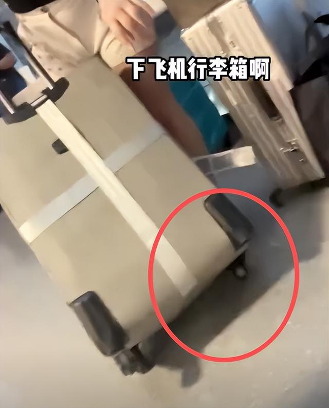 美国姐妹在中国生活10年，最近回到纽约，坐地铁时被吓到