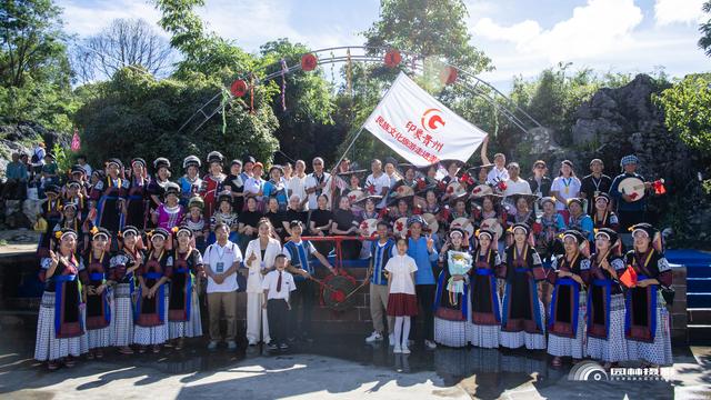 踏进避暑胜地 畅游山水龙滩——镇宁县龙滩村民族文化旅游活动纪实