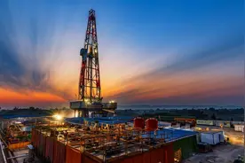 这几年端铁饭碗的油田职工，焦虑抱怨，很大一部分胡思乱想就踏步图片