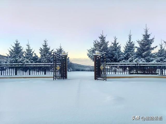 图集丨初雪如诗！焉支山披上冬日“银装”