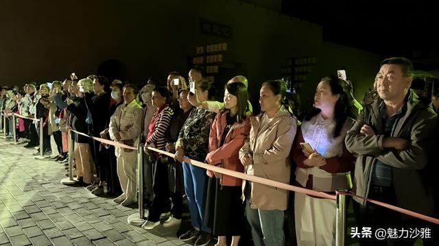 沙雅迎来旅游专列热潮 特色风光引客“乘专列、游沙雅”