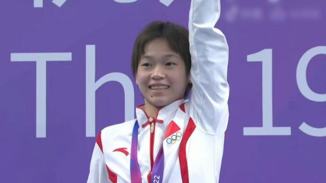 夺冠还不到4天，评论区出现恶心一幕，人民日报发文力挺全红婵