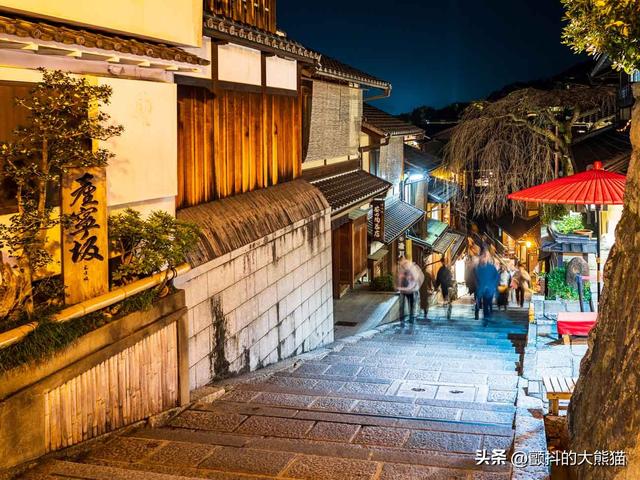 【实地直击】过度旅游真的缓解了？探访中国人身影消失后的京都