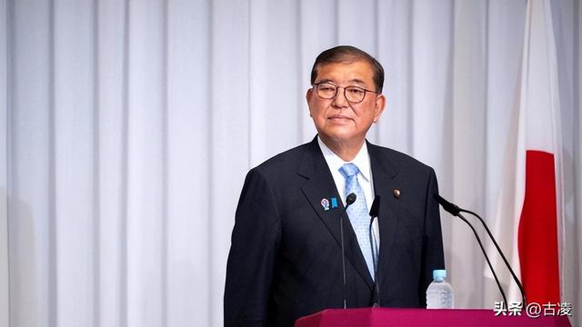 事态严重了，日本连开3枪，蔡英文已离岛，解放军通牒发往东京