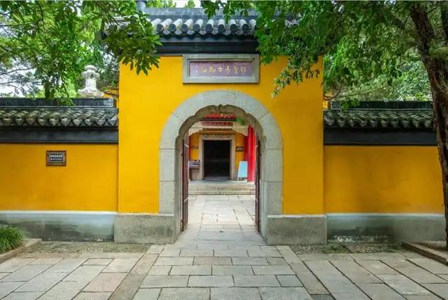 江南六大古镇怎么玩不踩雷？本地人私藏的 6 种隐藏玩法 + 最优路线