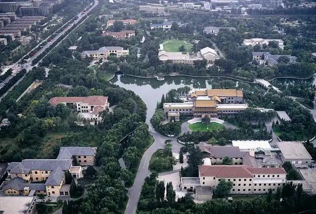 24小时武警站岗，钓鱼台国宾馆属于什么级别？住一晚要多少钱？