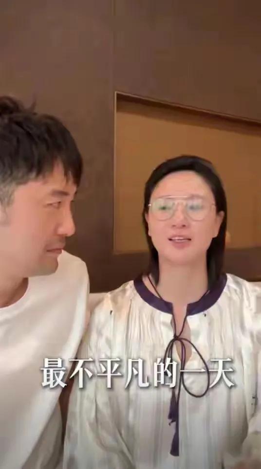 侯梦莎公开备孕历程，试管肚子上全是针眼还长白发，毛毅抱着她哭