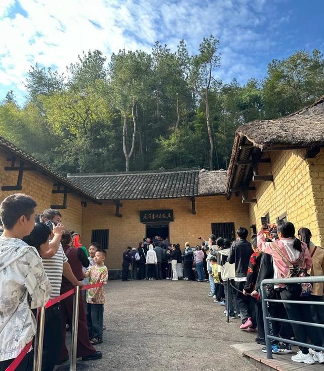 我是长沙人，去了一趟湘潭，不吹不黑：湘潭人是真的牛