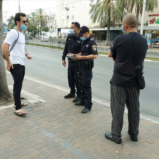 以色列彻底傻眼！巴勒斯坦人绝地反击狂潮，圣诞树点亮万人空巷！
