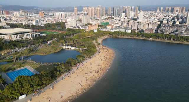 弥勒:旅居经济升温 群众共享红利