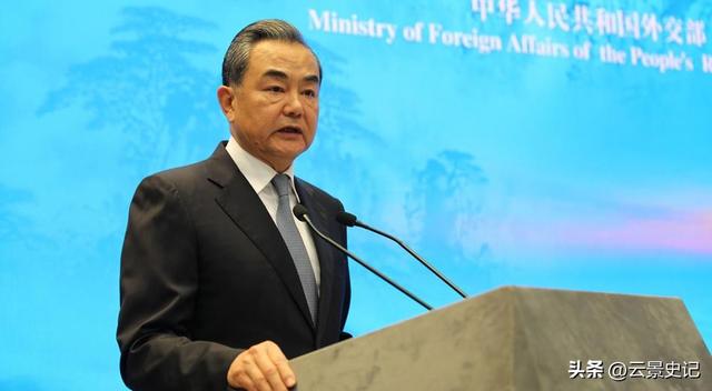 委内瑞拉致电中方后，油轮得到大批军舰护航，特朗普还是算漏一环